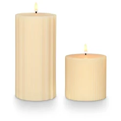 Isla Lily Small Fragranced Pillar Candle