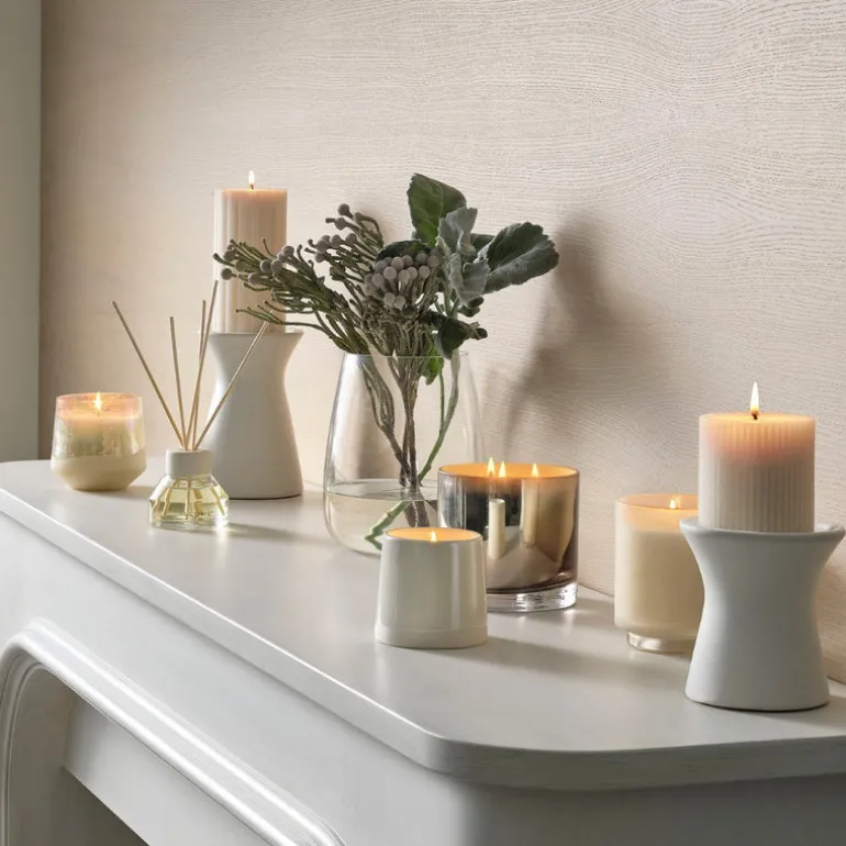 Winter White Refillable Aromatic Diffuser